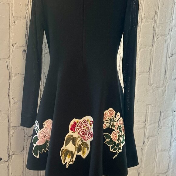 Oscar de la Renta |  Long sleeve Embroidered Flowers Dress - Picture 5 of 16